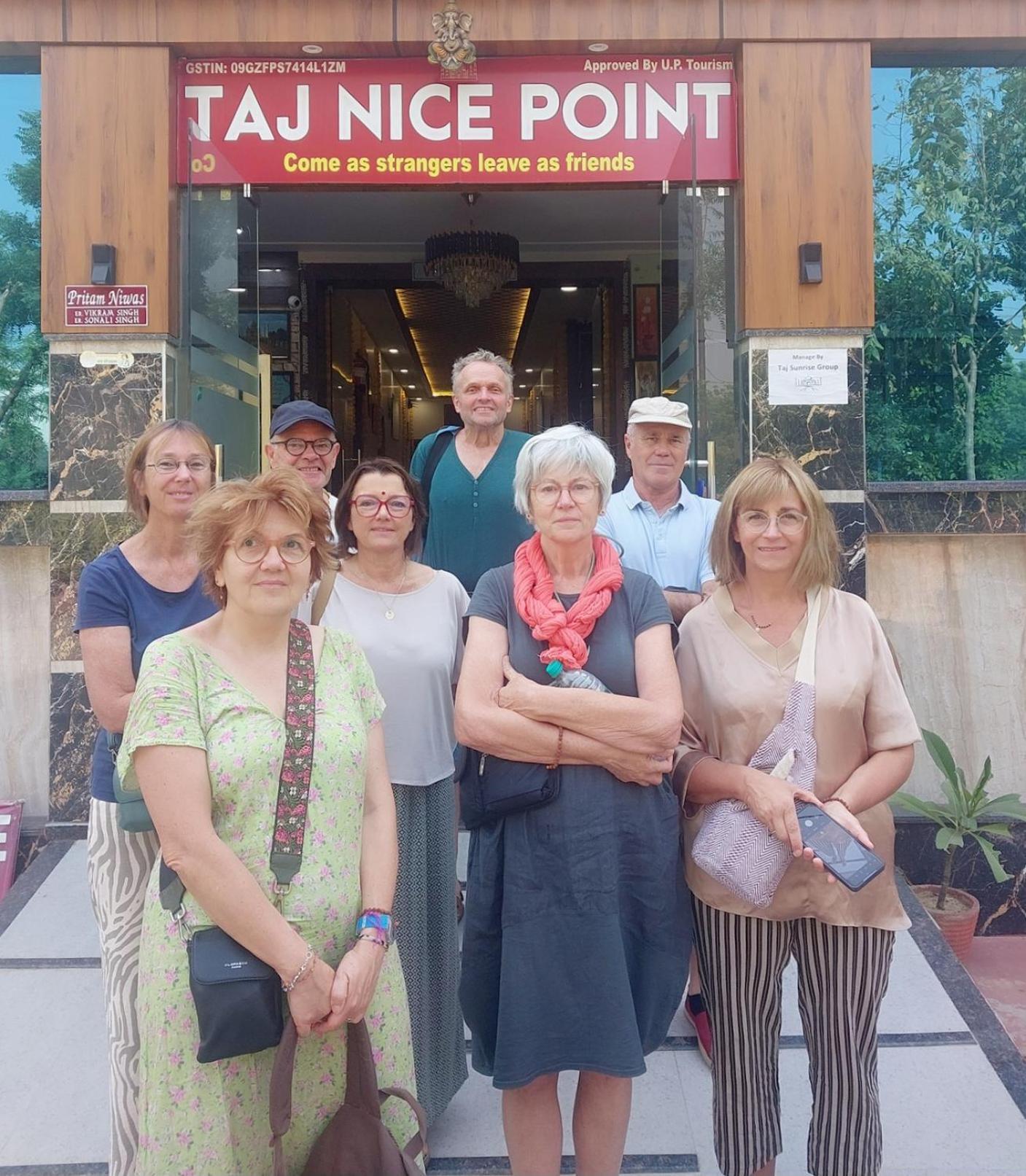Taj Nice Point Manage By Taj Sunrise Group Agra  Exterior foto