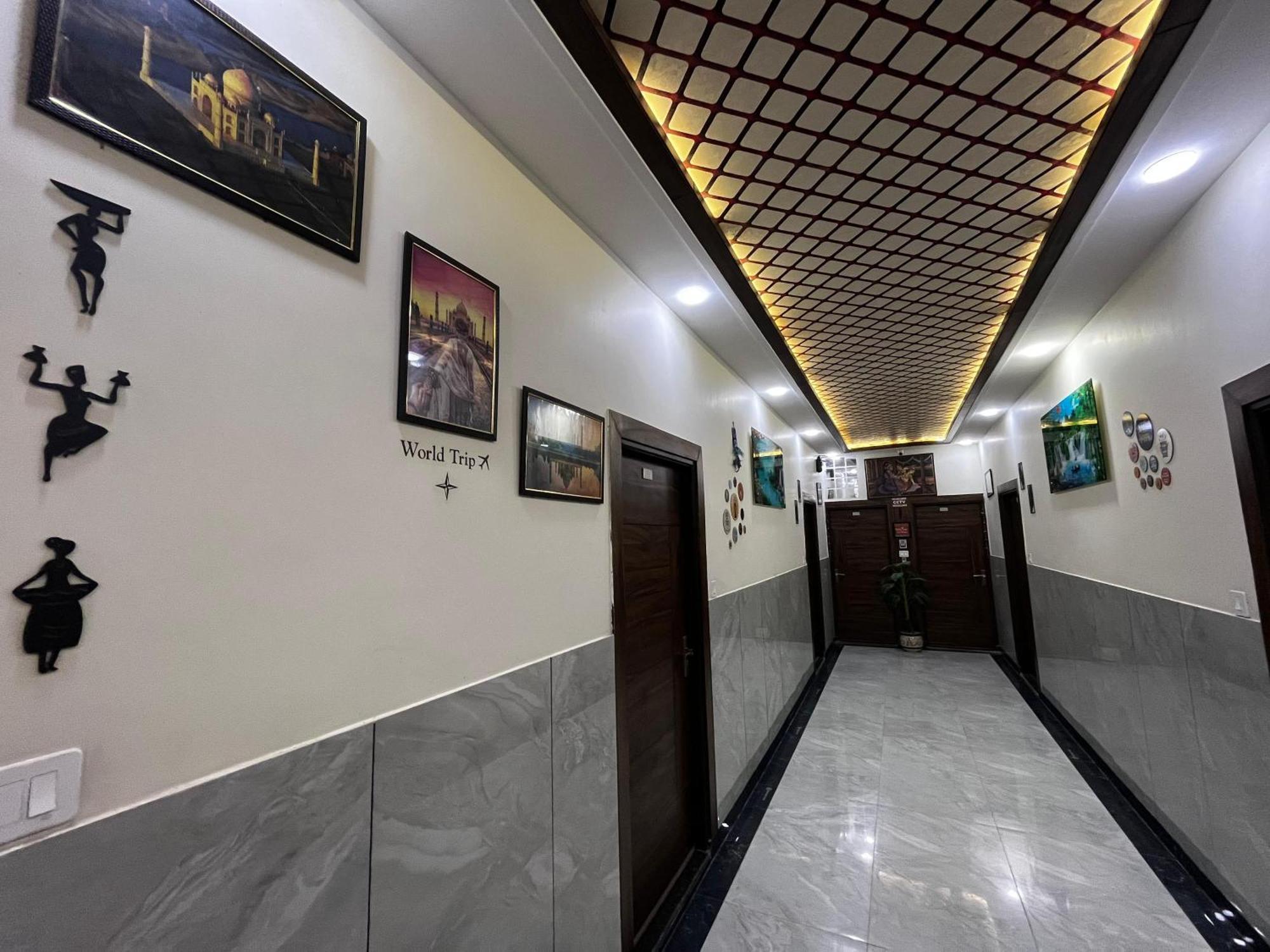 Taj Nice Point Manage By Taj Sunrise Group Agra  Exterior foto